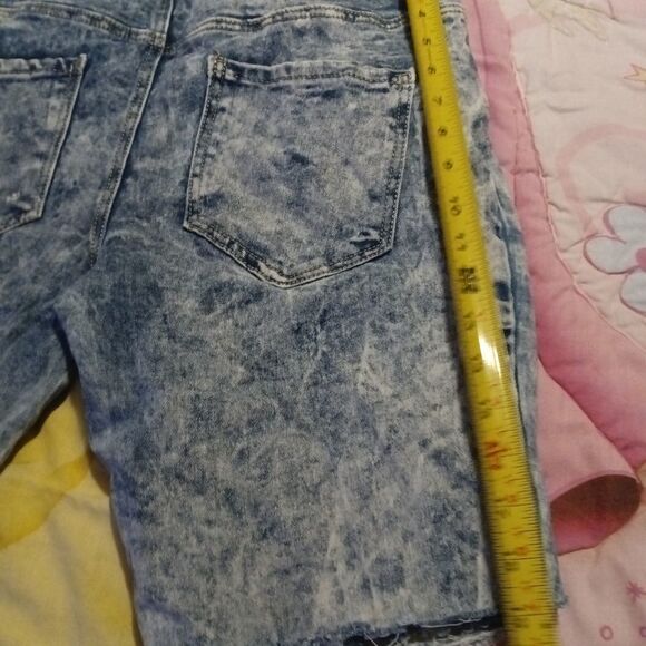 Thrill brand Denim Drawstring Shorts - 1X. (0254) - Picture 6 of 6